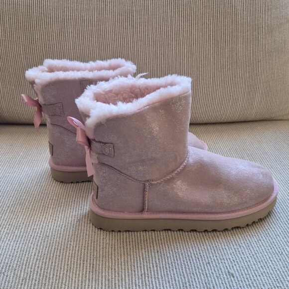 UGG Women's Boots - Picture 3 of 5